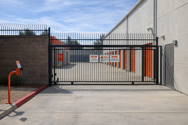 Property 445 image number 3