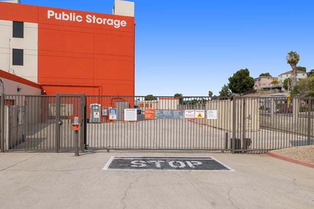 Self Storage Unit in Los Angeles, California 3
