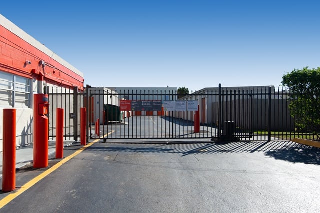 Public Storage  3080 Pembroke Road in Hollywood, FL