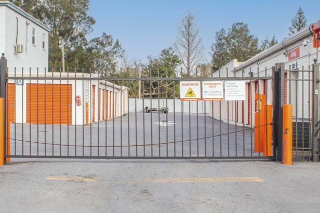Public Storage  6543 34th St N in St Petersburg, FL