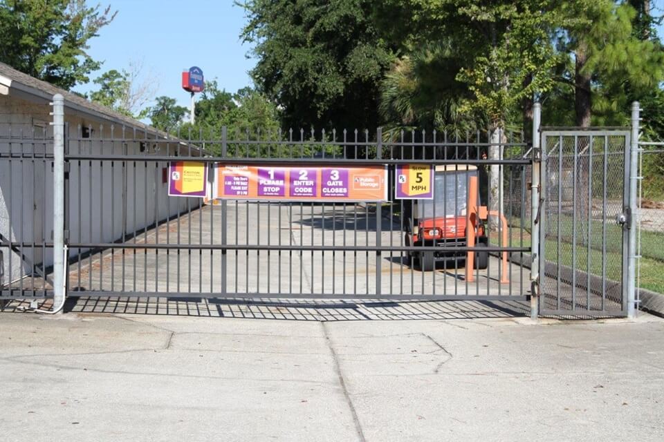 Public Storage  210 Park Ave in Orange Park, FL