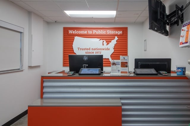 Property 472 image number 2