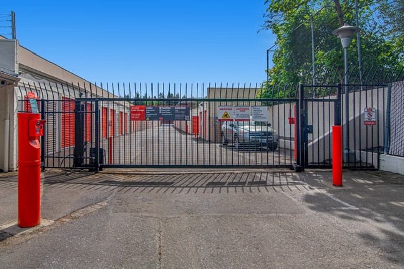 Property 476 image number 2