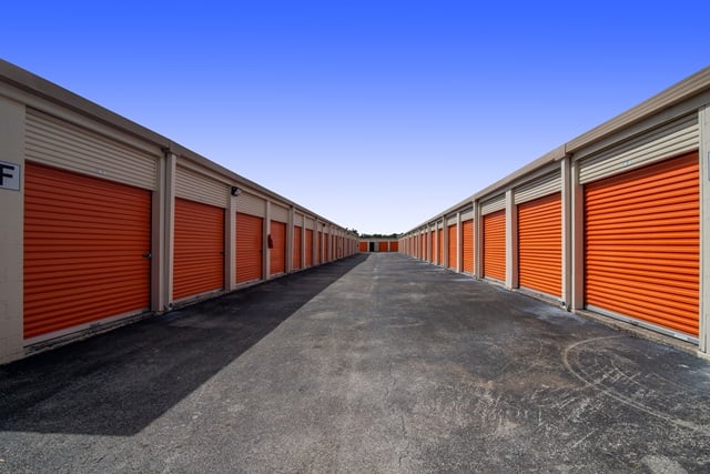 20×10 Self Storage Unit in Lauderhill, FL 1500 North State Road 7 Lauderhill, Florida 2