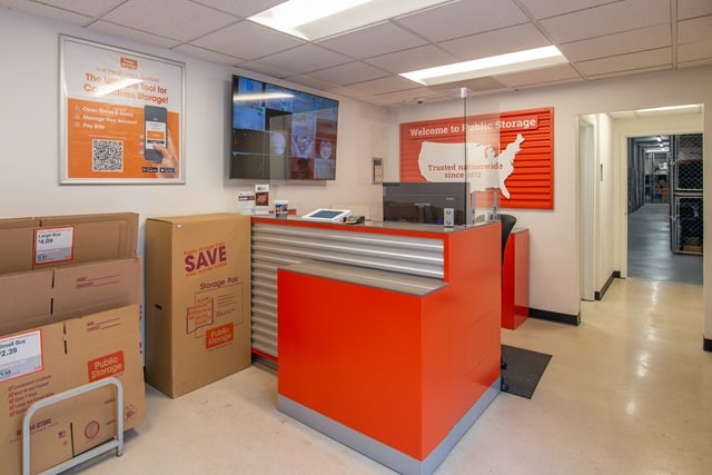 Self Storage Units Near 6050 NW 153rd Street at Public Storage Miami Lakes