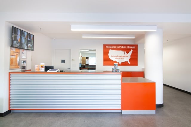 Public Storage in Santa Monica, CA  3010 Wilshire Blvd 3