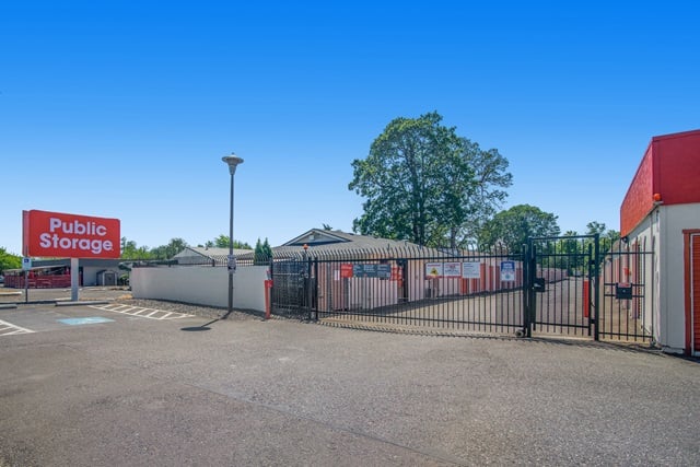 20×10 Public Storage: Parking Lot in Happy Valley, OR 11485 SE 82nd Ave Happy Valley, Oregon