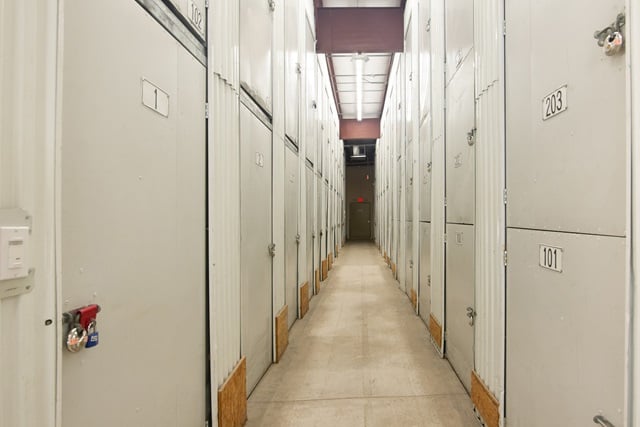 Property 498 image number 1