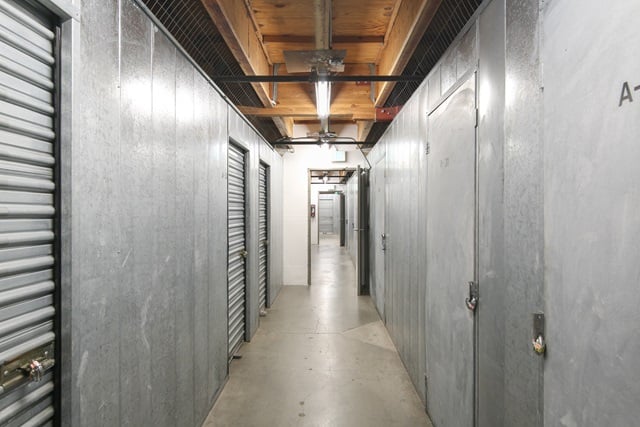 Public Storage in Los Angeles, CA  5941 Venice Blvd 2