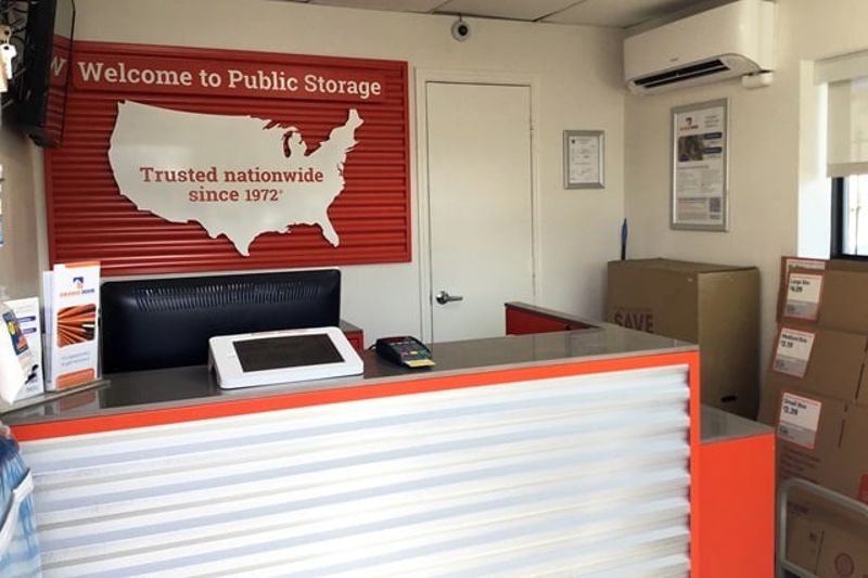 Property 517 image number 2