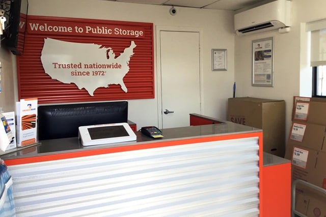 Property 517 image number 2