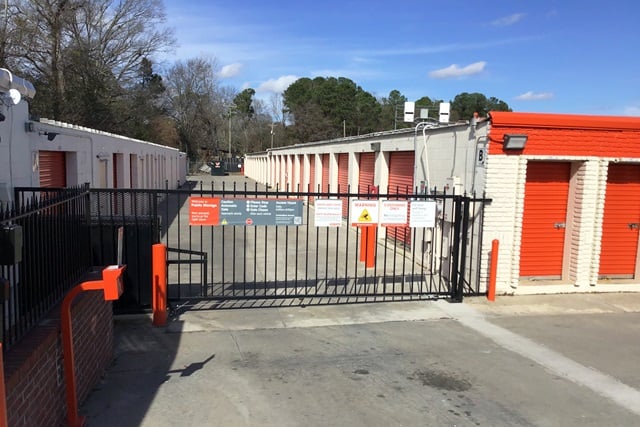Public Storage  2560 Ashley Phosphate Road in North Charleston, SC