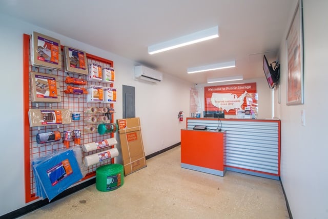 Property 518 image number 2