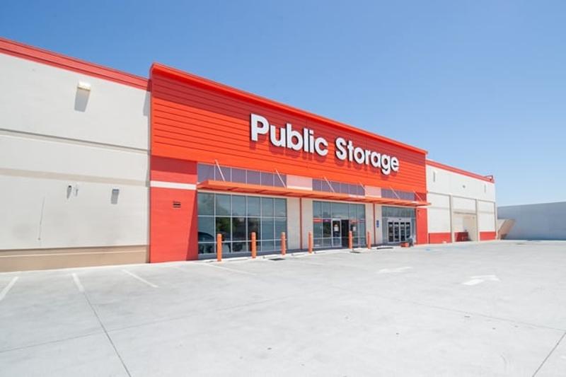 Public Storage