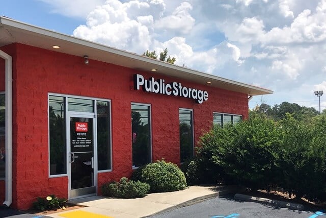 20×15 Public Storage: Self Storage Unit in Columbia, SC 3400 Broad River Road Columbia, South Carolina