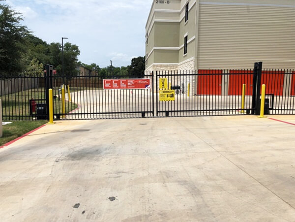 Public Storage  2100 S Interstate 35 in Georgetown, TX