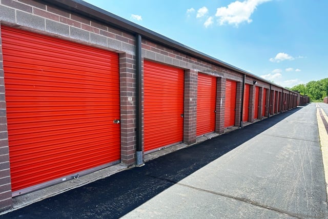 20×10 Parking Lot in Medina, OH 3990 Pearl Rd Medina, Ohio 2