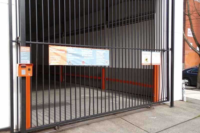 Property 524 image number 3