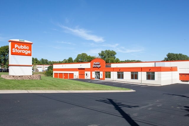 New Hope, MN, SelfStorage Near 5040 Ave N 18447264531 I