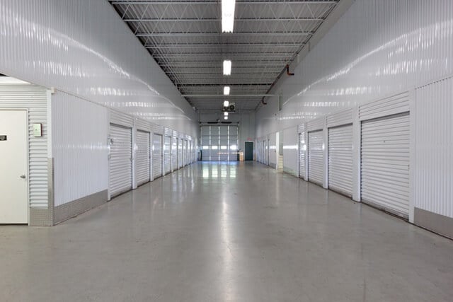 New Hope, MN, SelfStorage Near 5040 Ave N 18447264531 I