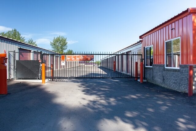 Public Storage  407 School Rd NW in Hutchinson, MN