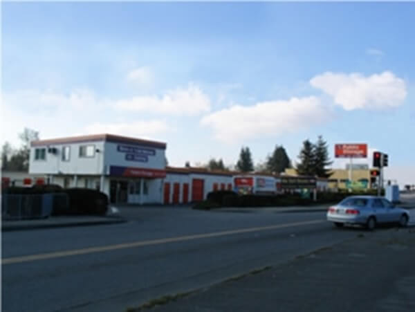 20 x 10 Public Storage: Parking Lot in Everett, Washington