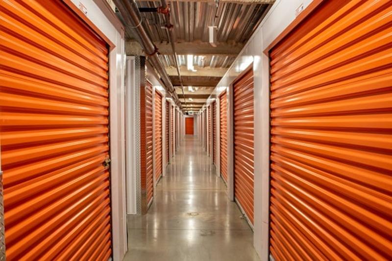Austin Storage Austin, TX, Self-Storage Near 1800 S Lamar Blvd | 512-596-4675 I Public ...