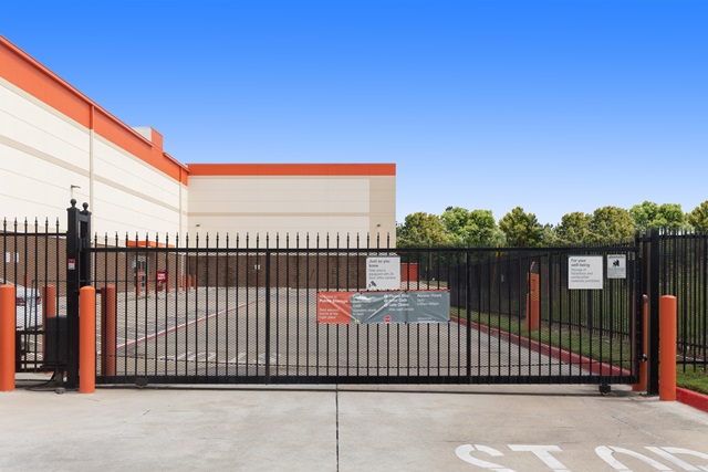 Public Storage  755 Northpark Dr in Kingwood, TX