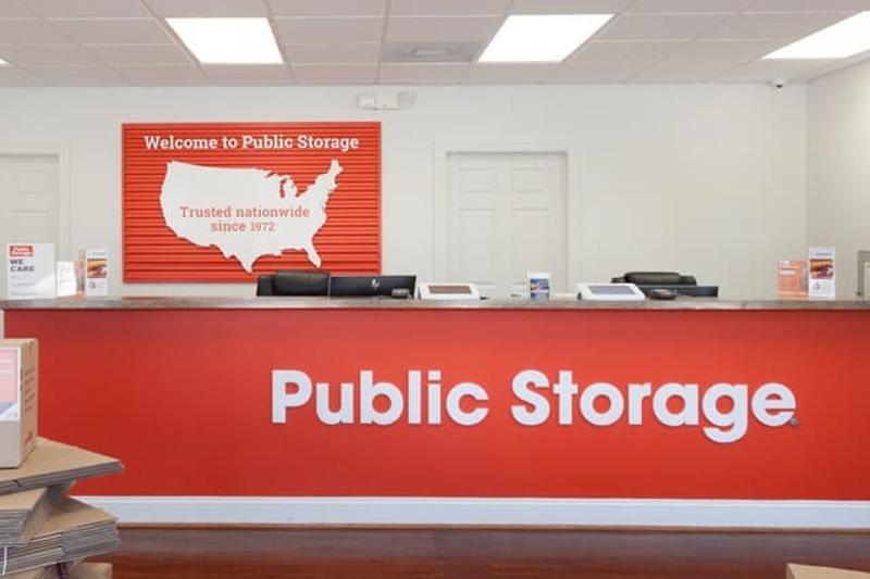 Chester Storage Chester, VA, Self-Storage Near 1350 W Hundred Rd | 804-204-6258 I ...