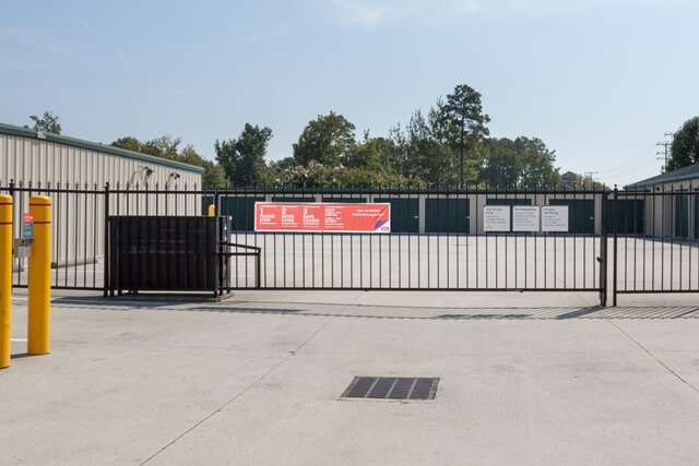 Public Storage  1350 W Hundred Rd in Chester, VA