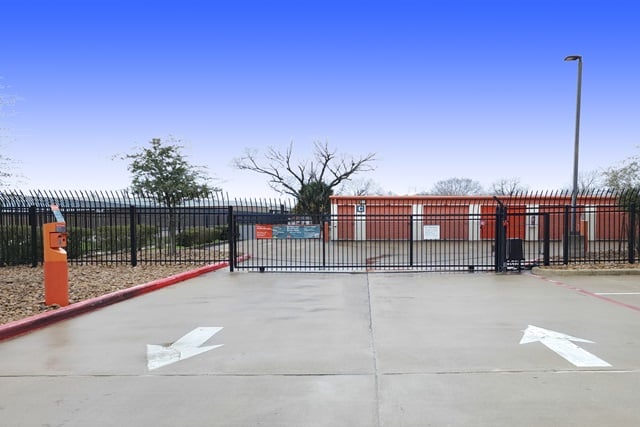 Public Storage  10200 S Main St in Houston, TX