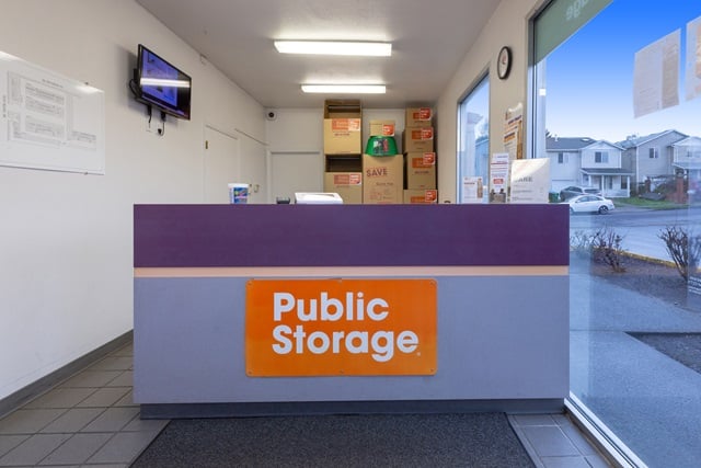 30×10 Self Storage Unit in Portland, OR 2542 SE 105th Ave Portland, Oregon 3