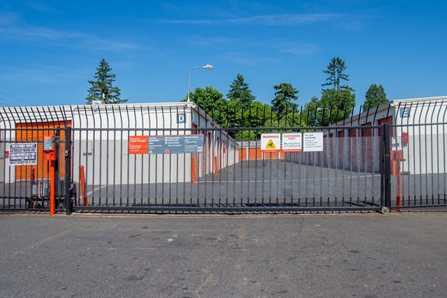 Public Storage  2542 SE 105th Ave in Portland, OR