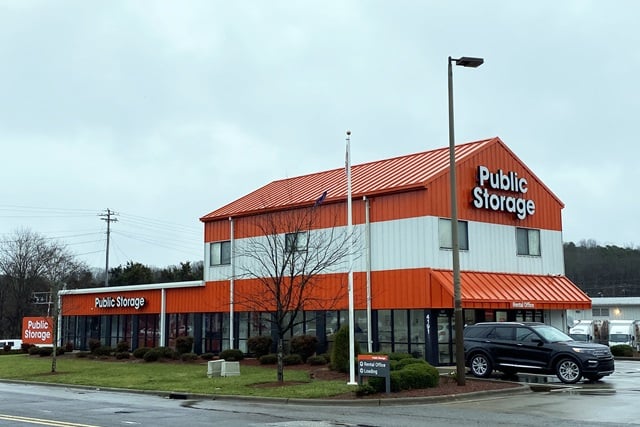 15×9 Public Storage: Parking Lot in Winston Salem, NC 4191 Bethania Station Rd Winston Salem, North Carolina