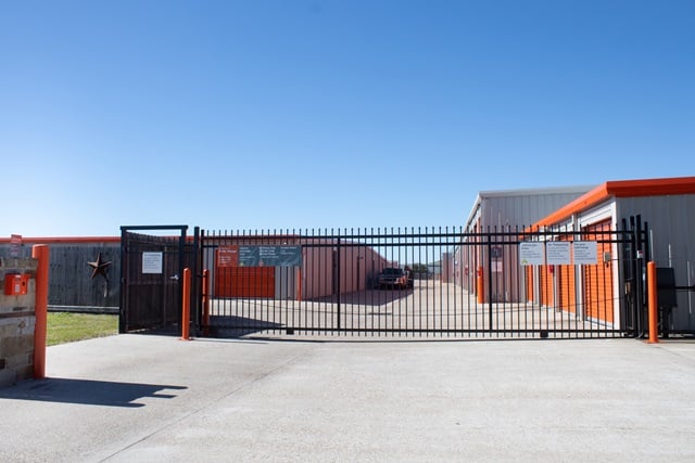 Public Storage  5600 FM 646 Rd W in Dickinson, TX
