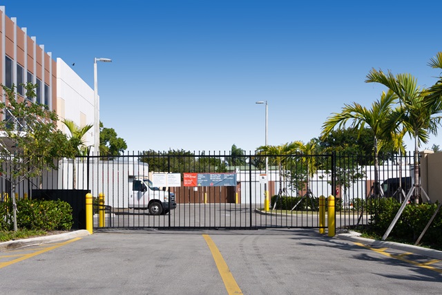 Delray Beach, FL, SelfStorage Units Near 14810 Hagen Ranch Rd Public