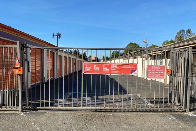Public Storage  1801 R Street SE in Auburn, WA