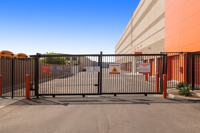 Self Storage Unit in North Hollywood, California 3