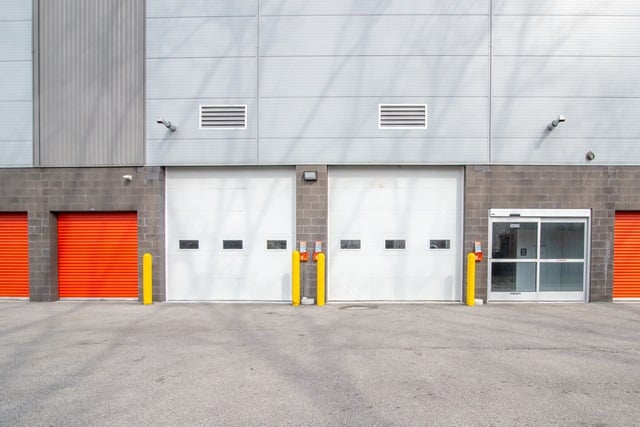 Public Storage  5830 Howard St in Morton Grove, IL