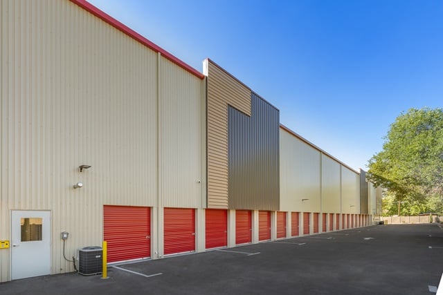 Property 5416 image number 1