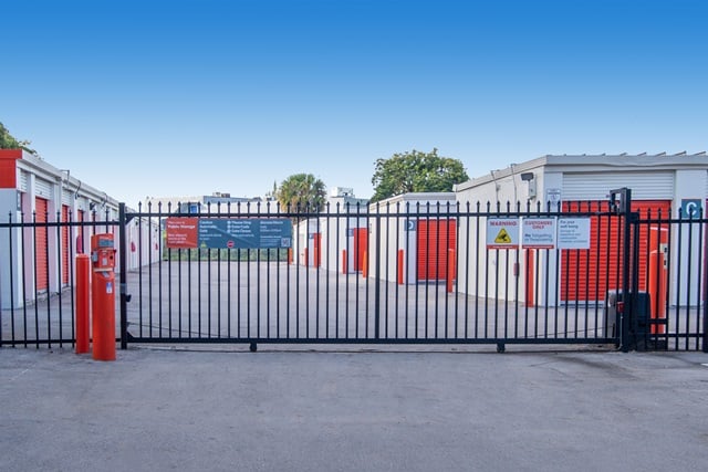 Public Storage  18450 NE 5th Ave in Miami, FL