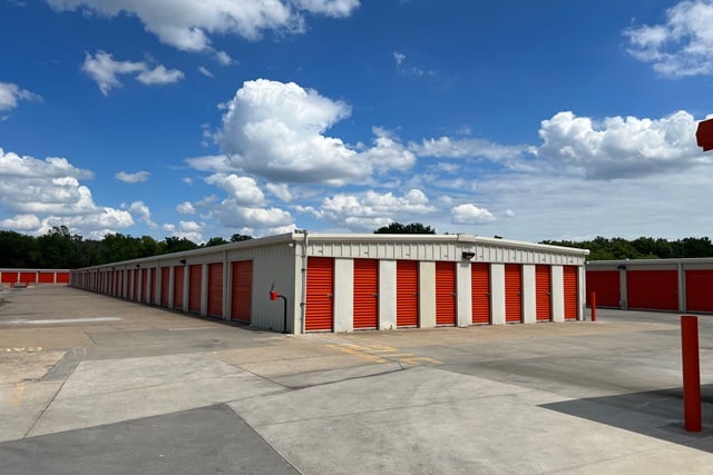 20×10 Public Storage: Self Storage Unit in Broken Arrow, OK 11057 S Highway 51 Broken Arrow, Oklahoma 2