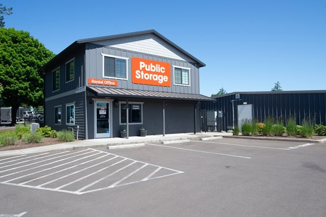 20×10 Self Storage Unit in Salem, OR 1815 Hyacinth St NE Salem, Oregon