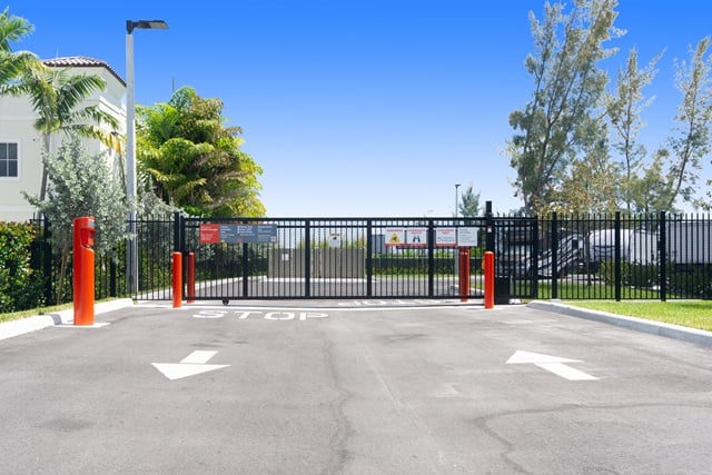 Self Storage Unit in Miami, Florida 3
