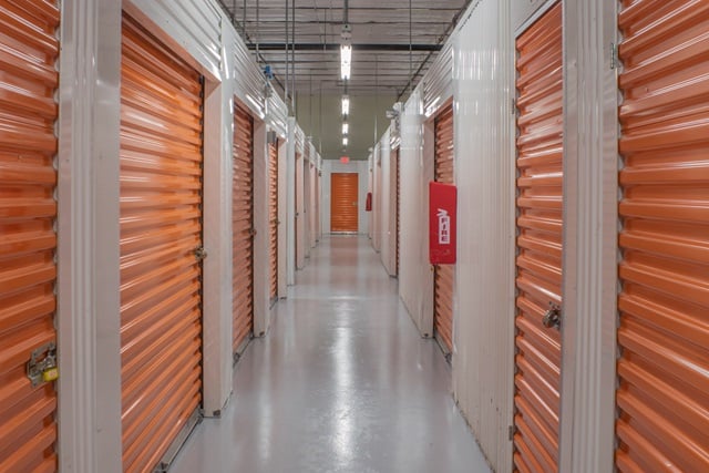 Public Storage in Hiawassee, FL  3150 N Hiawassee Rd 2