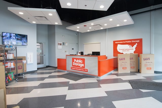 30×10 Self Storage Unit in St Louis, MO 2321 McCausland Ave St Louis, Missouri 3