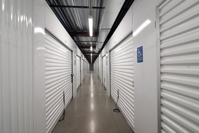 Public Storage in Pittsburgh, PA  7204 Old McKnight Rd 2
