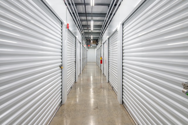 Public Storage in Madison, AL  160 Chestnut Dr 2