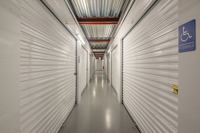 Property 5482 image number 1