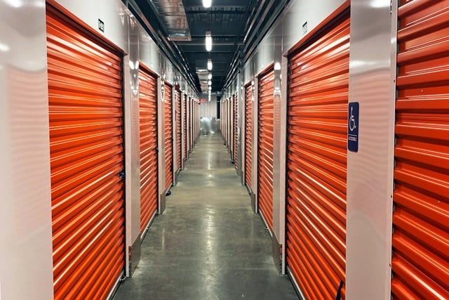 25×15 Garage in Stamford, CT 11 Leon Pl Stamford, Connecticut 2